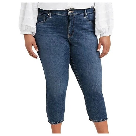 Levi's Women's Trendy Plus Size 311 Shaping Skinny Capri Jeans Blue Denim 22W - Picture 1 of 8
